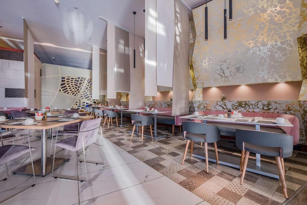 هتل رادیسون بلو سندتاون